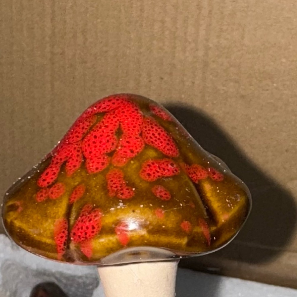 Colorful Ceramic hand made Mushrooms set of 8 well packaged; colors vary! New! - Picture 5 of 12